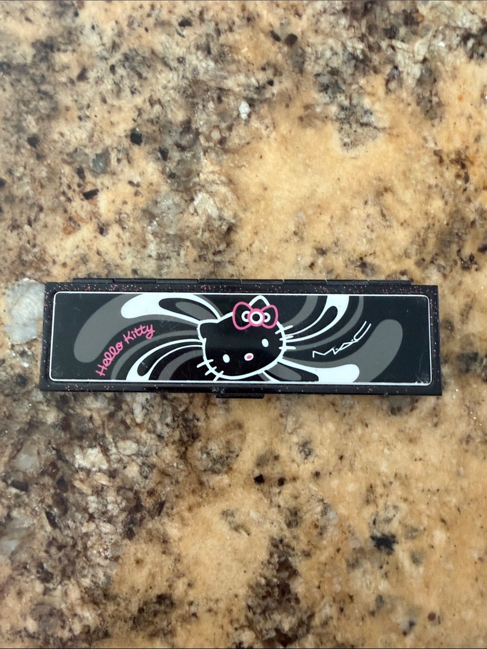 MAC Cosmetics Hello Kitty Black and Pink Eyeshadow Palette